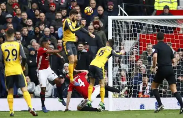 EPL: Manchester United held by Arsenal in early kick-off